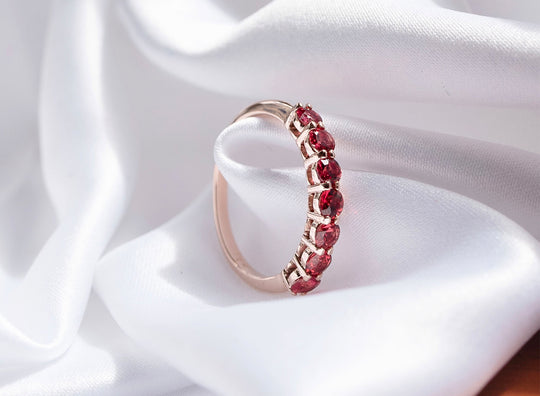 Churumbela Iris zafiros rojos 3mm 14k