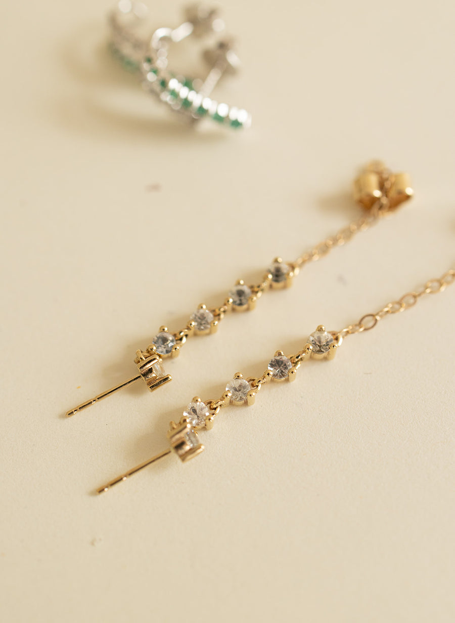 Aretes zafiros blancos cadena 14k