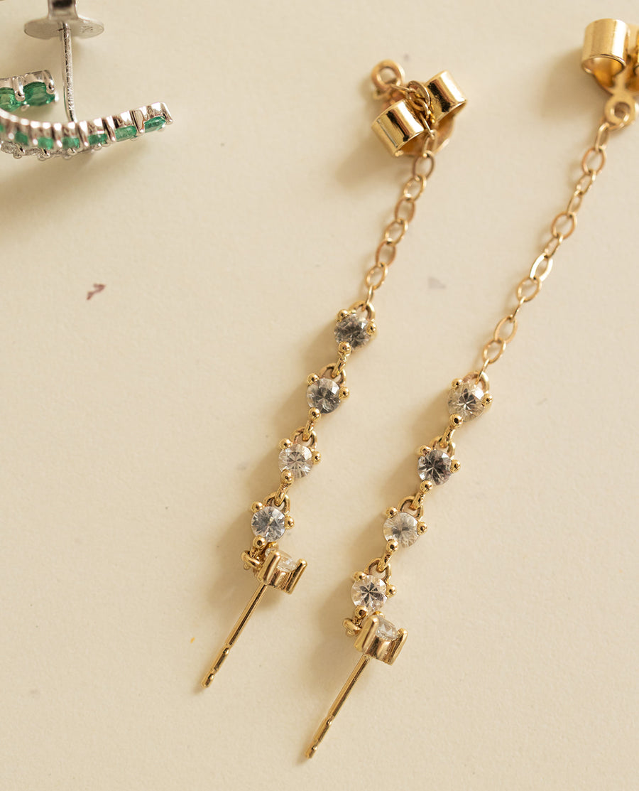 Aretes zafiros blancos cadena 14k