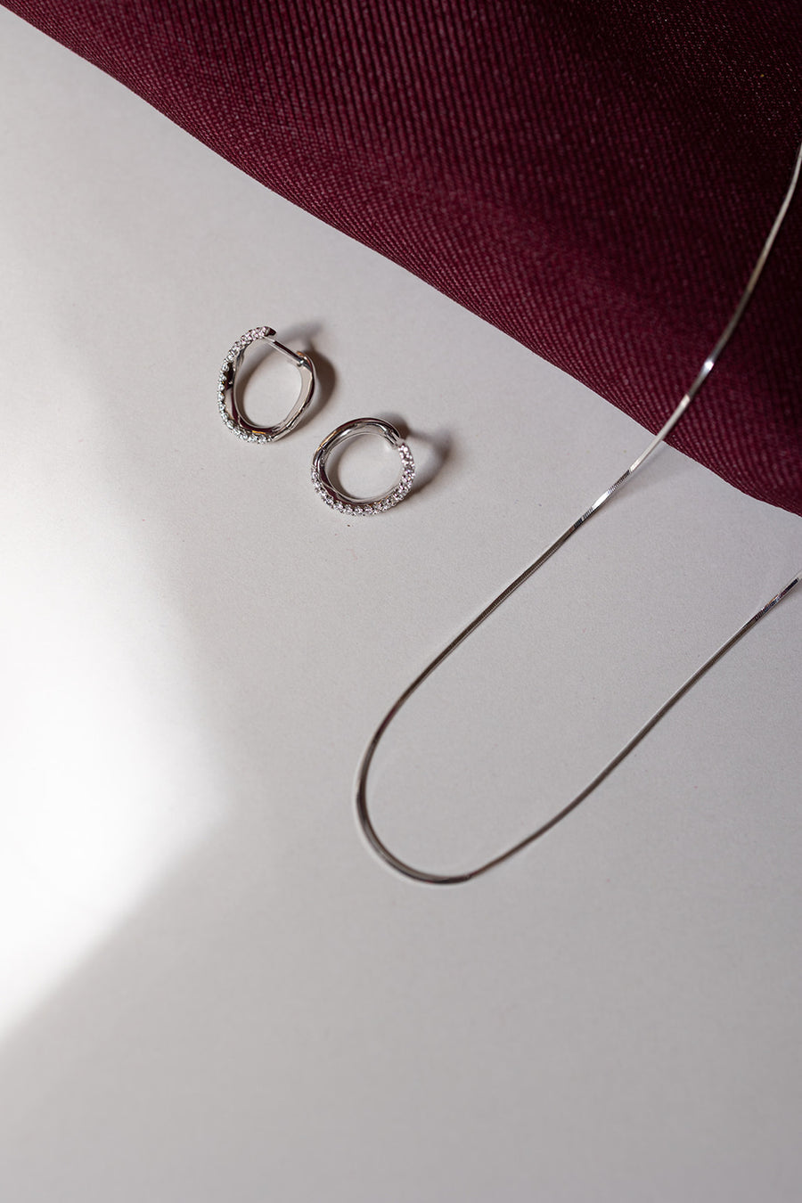 Aretes circulo diamantes 0.2ct 18k