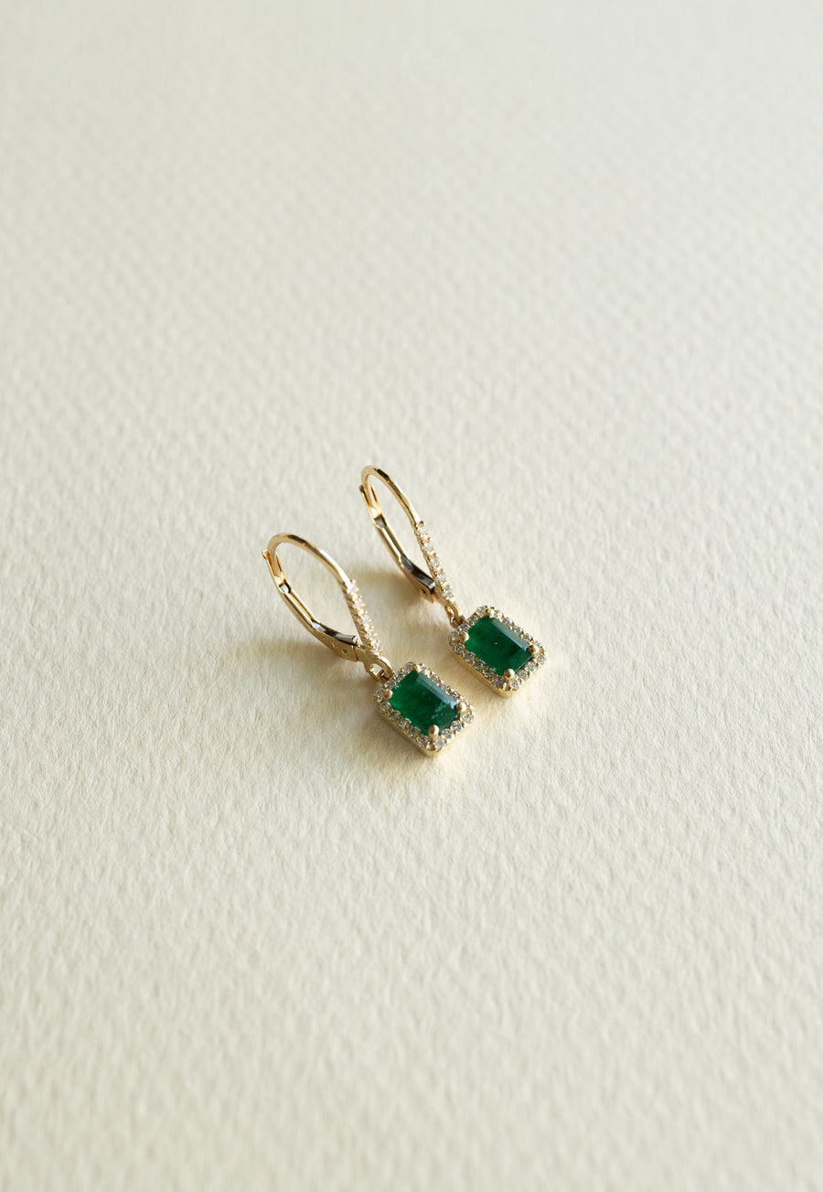 Arracadas esmerlada EC 1ct en total c/halo en diamantes 14k