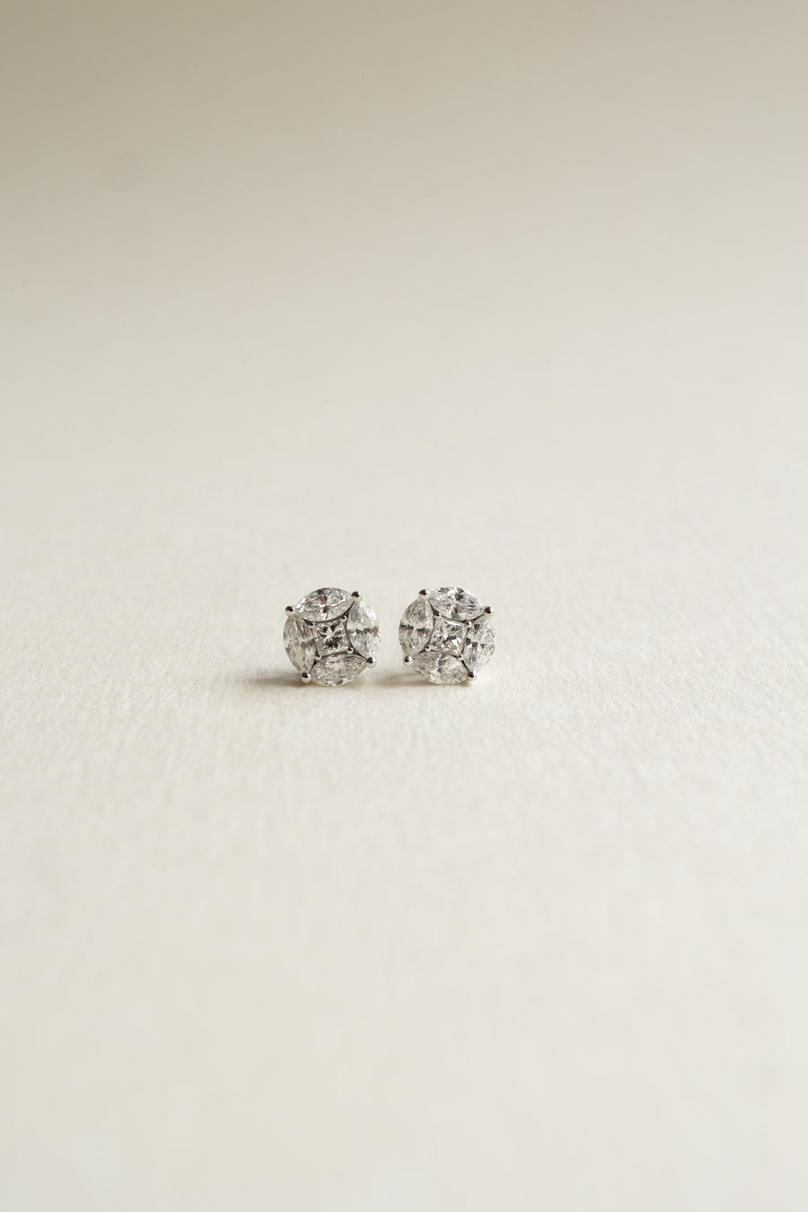 Aretes Bruselas | Aretes cluster diamantes 1.12ct oro blanco 14k