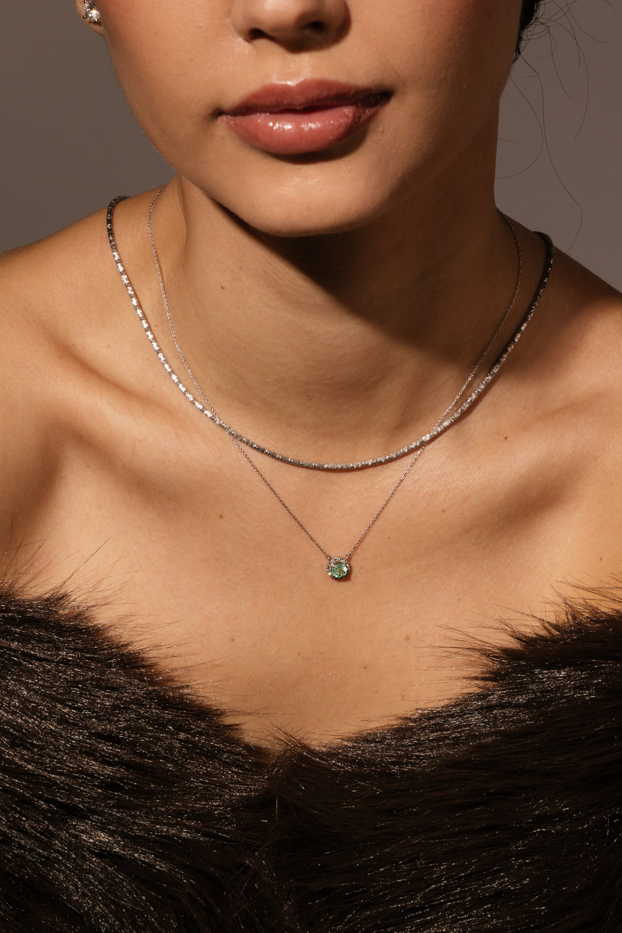 Dije tourmalina Paraiba 0.45ct con halo de diamantes 0.1ct 14k