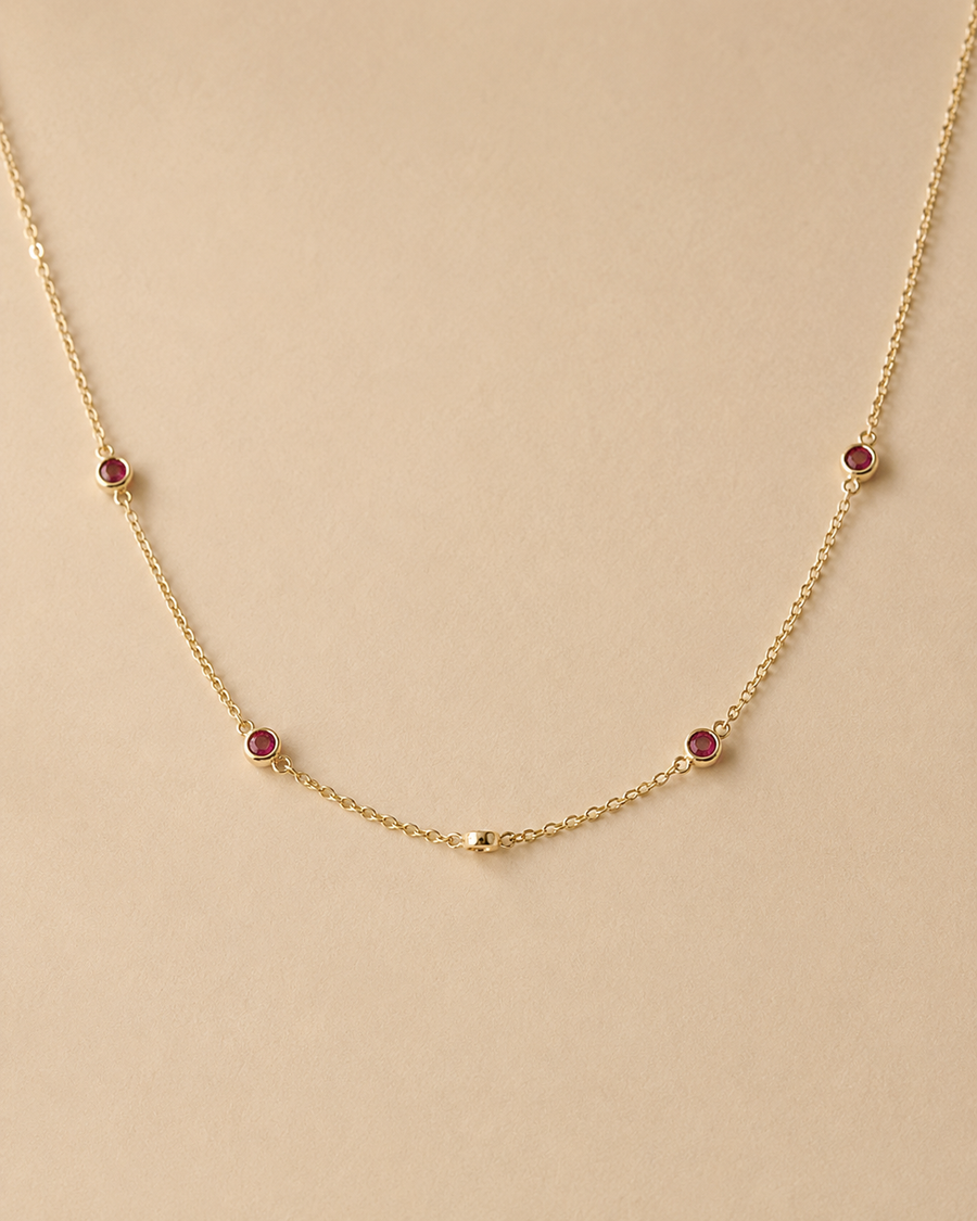 Marbella | Collar cadena con rubíes en bisel 0.2ct 14k