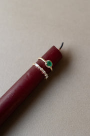 Anillo esmeralda OV 0.2ct halo de diamantes 14k