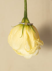 Anillo diamante amarillo 0.2ct diamantes blancos 0.1ct 14k