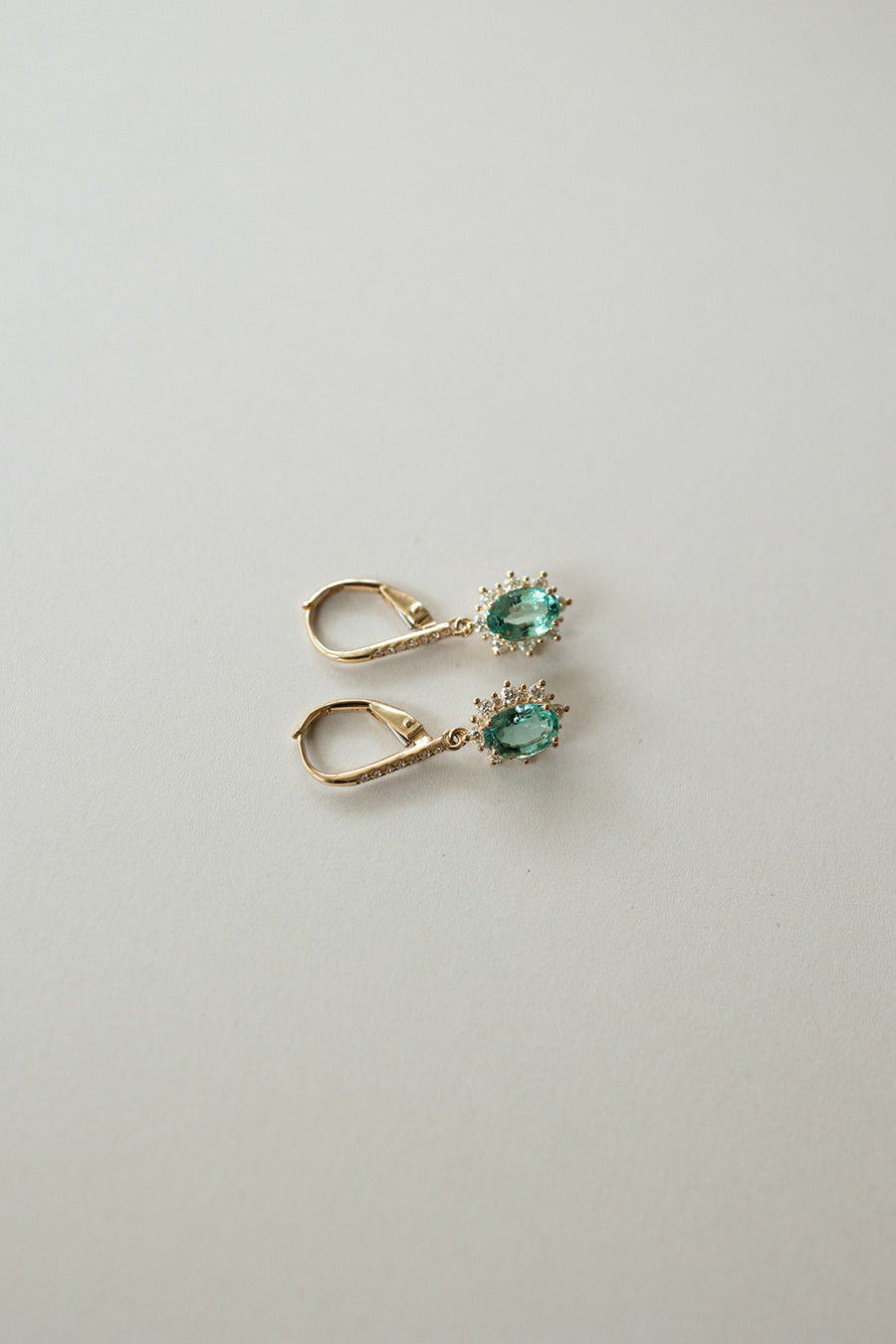 Arracadas con esmeraldas 1.6ct con diamantes 0.25ct