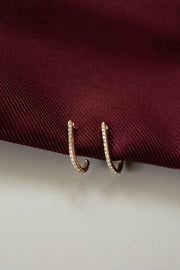 Arracadas U una linea diamantes 14k
