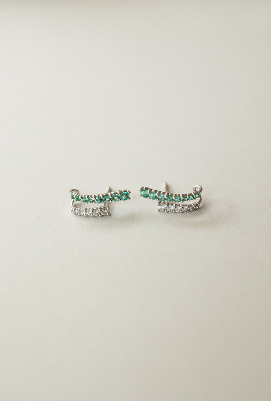 Medias arracadas esmeraldas y diamantes 18k