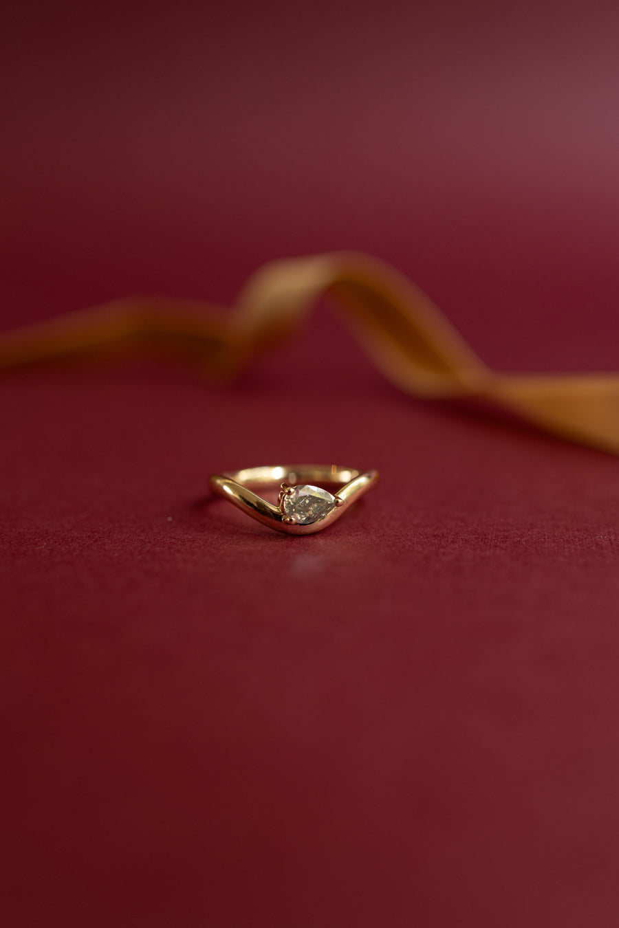 Anillo curvo diamante S&P PS 0.5ct 14k