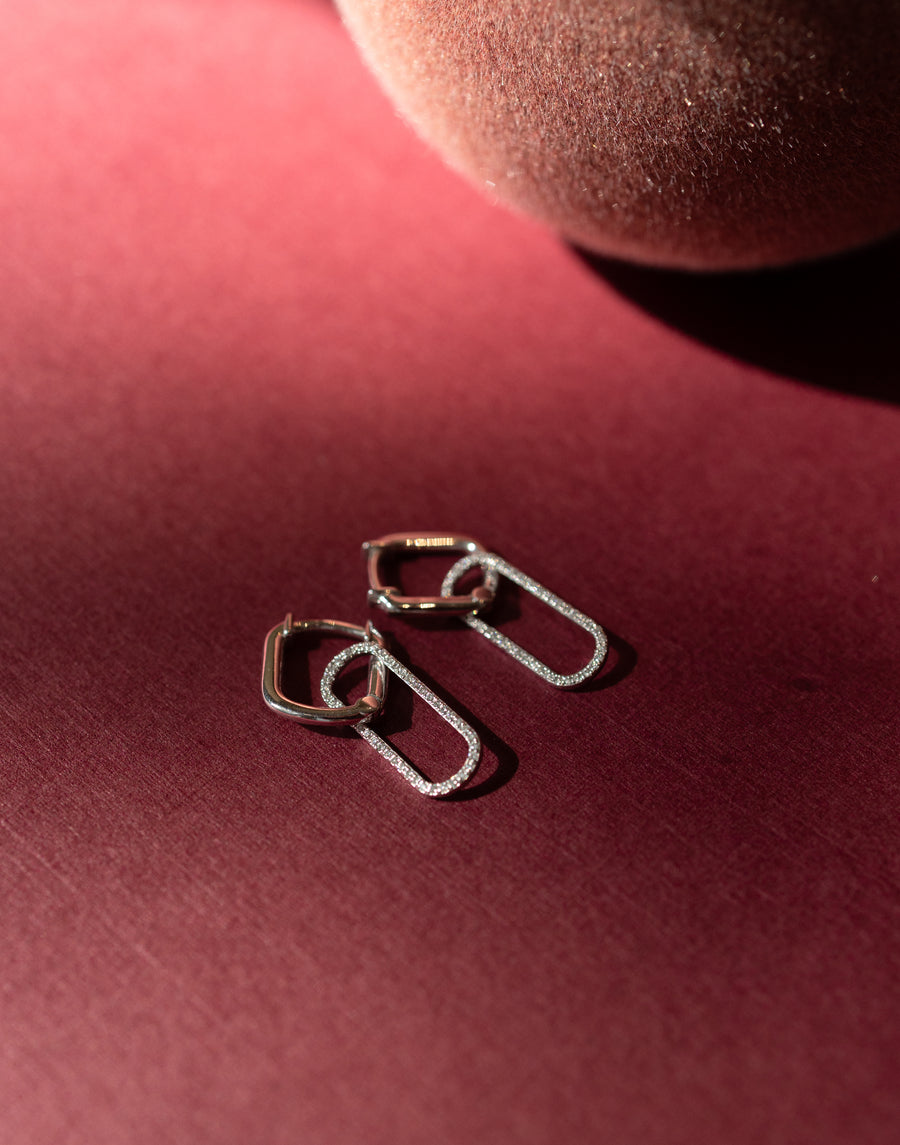 Aretes paperclip quita-pon diamantes 0.14ct 14k en blanco