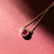 Dije rubi RD 0.4ct bisel 14k