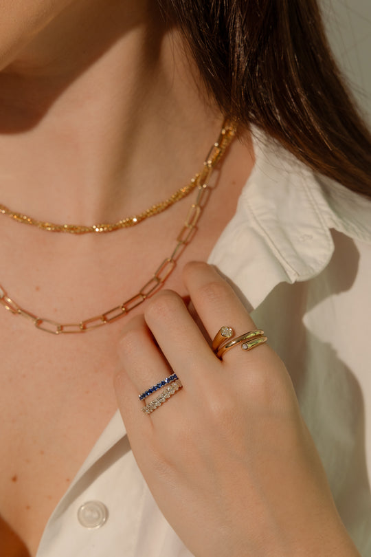 Anillo tubular 3 lineas de diamantes oro amarillo 18k talla 7